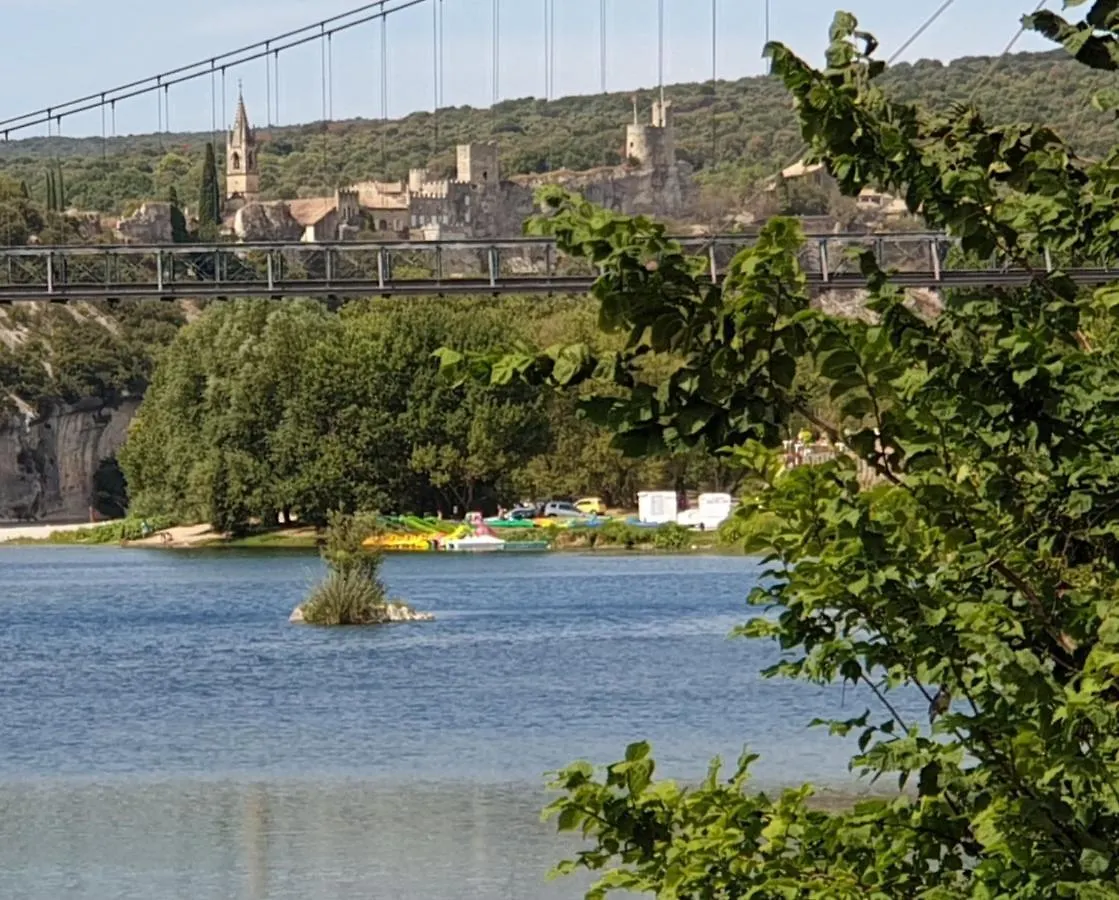 Saint-Marcel-d'Ardeche Le Clos Du Grand Chene - Gites 4 Etoiles - 0*,  צרפת